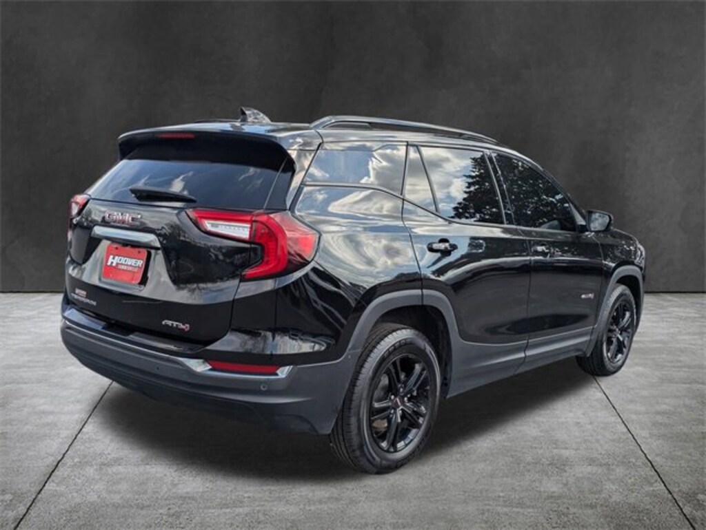 Used 2022 GMC Terrain AT4 SUV