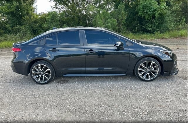 2022 Toyota Corolla XSE photo 2