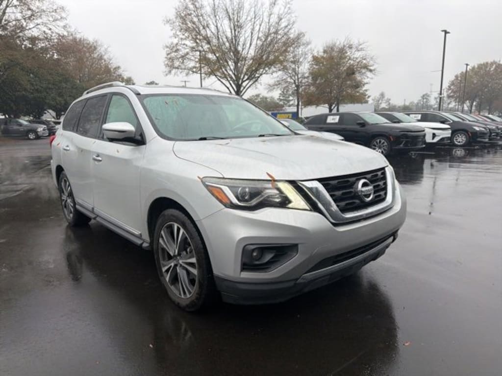 Used 2020 Nissan Pathfinder Platinum SUV