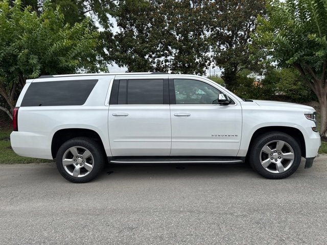 Used 2019 Chevrolet Suburban Premier with VIN 1GNSKJKC4KR230095 for sale in Summerville, SC