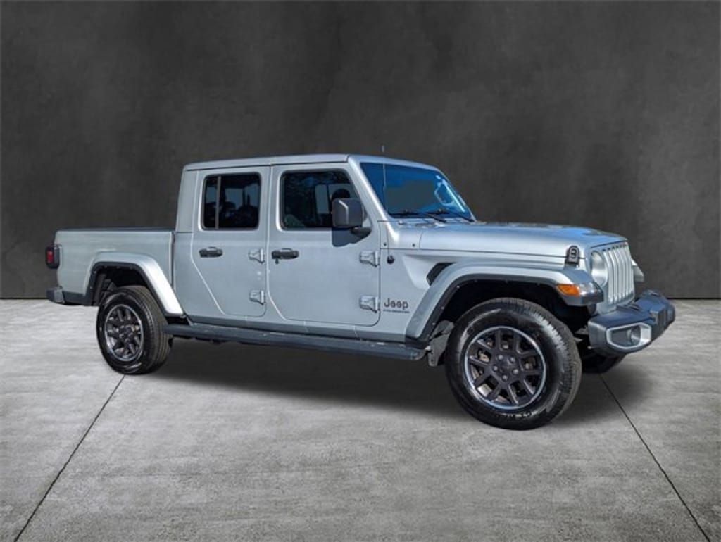 Used 2023 Jeep Gladiator Overland Truck Crew Cab