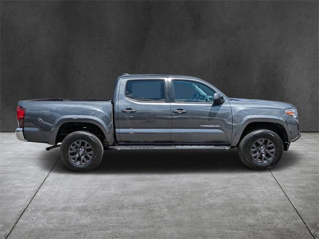 Used 2020 Toyota Tacoma SR5 with VIN 3TMAZ5CN1LM136654 for sale in Summerville, SC