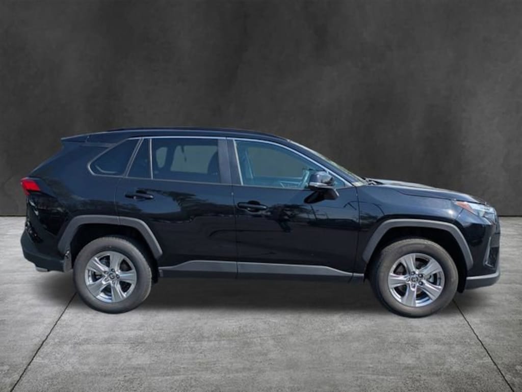 Used 2024 Toyota RAV4 XLE SUV