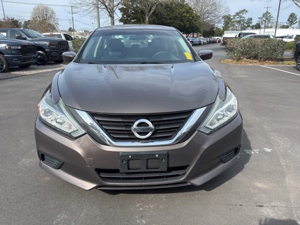 Used 2016 Nissan Altima 2.5 S Sedan