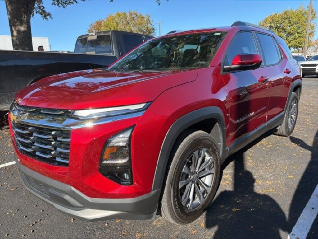 Used 2025 Chevrolet Equinox FWD LT SUV
