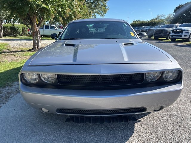 2014 Dodge Challenger R/T photo 2