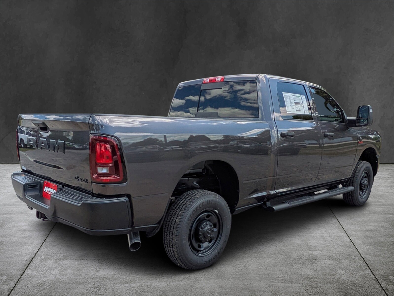 2025 Ram 2500 Tradesman photo 2