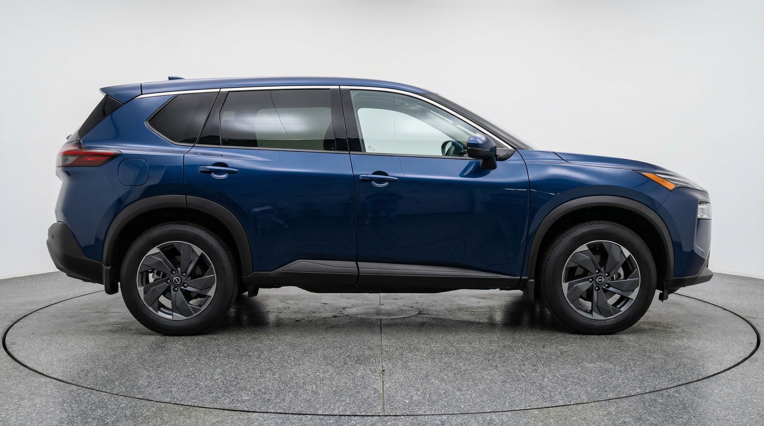 Thumbnail: 2025 Nissan Rogue - 8