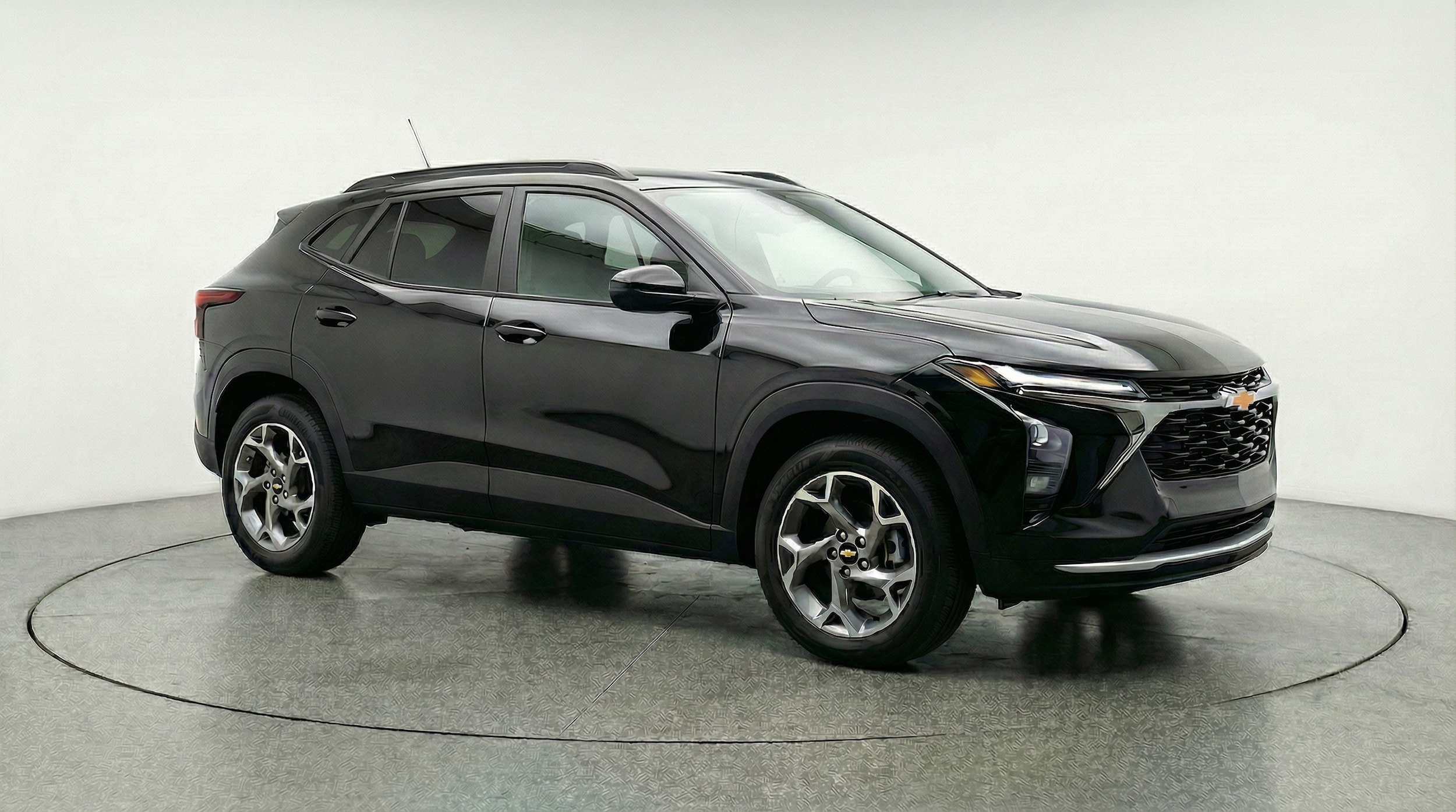 Thumbnail: 2025 Chevrolet Trax - 1