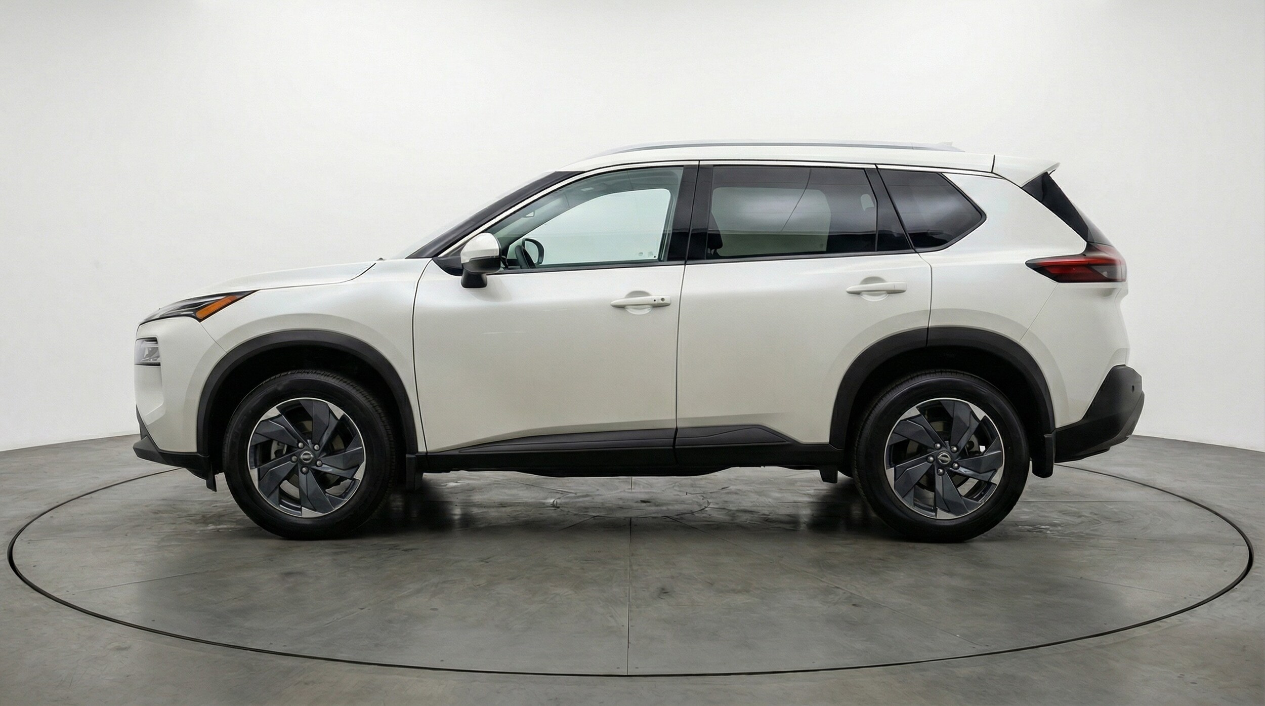 Thumbnail: 2025 Nissan Rogue - 4