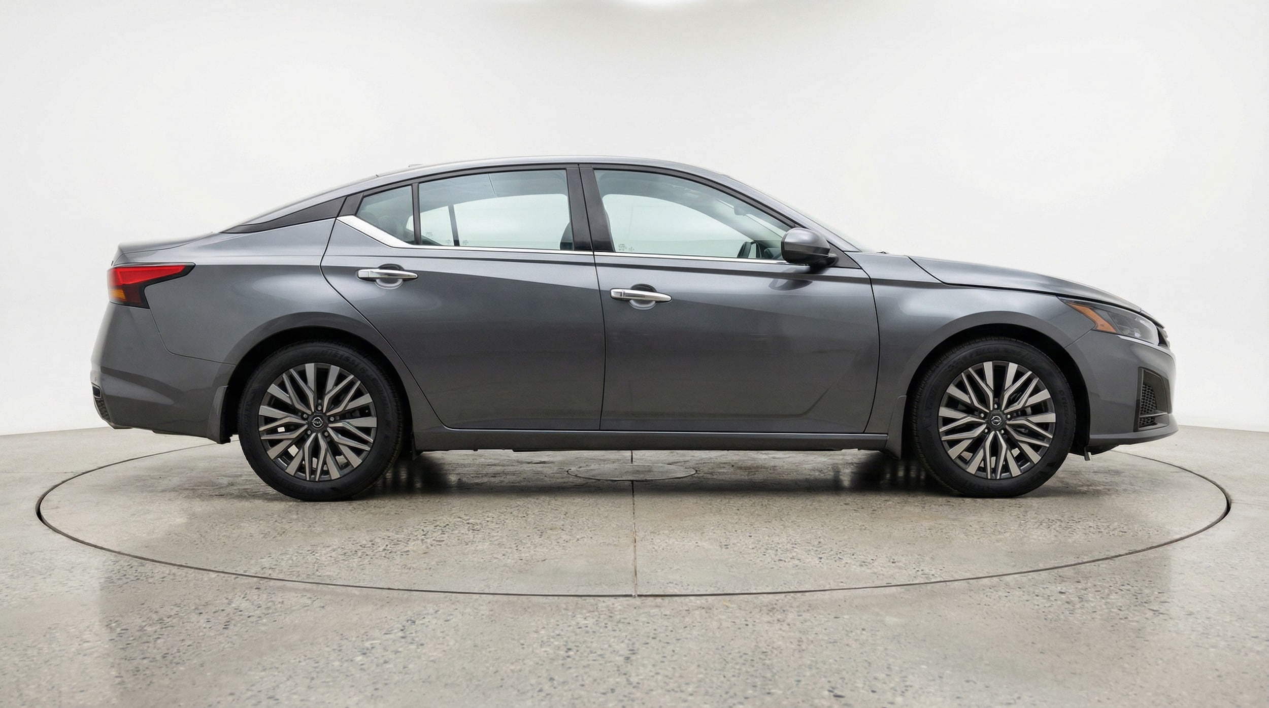 Thumbnail: 2025 Nissan Altima - 8