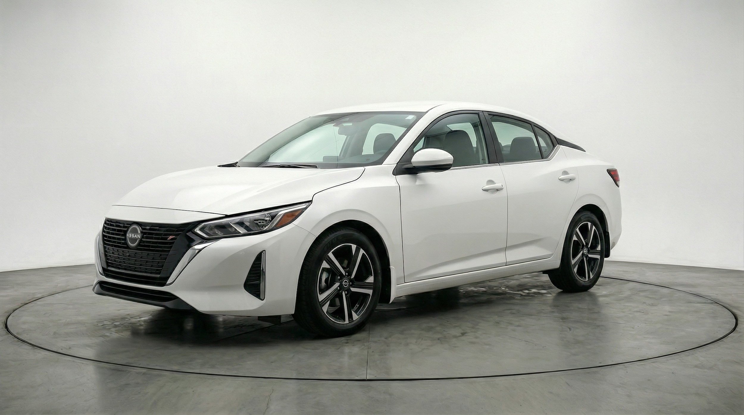 Thumbnail: 2025 Nissan Sentra - 3