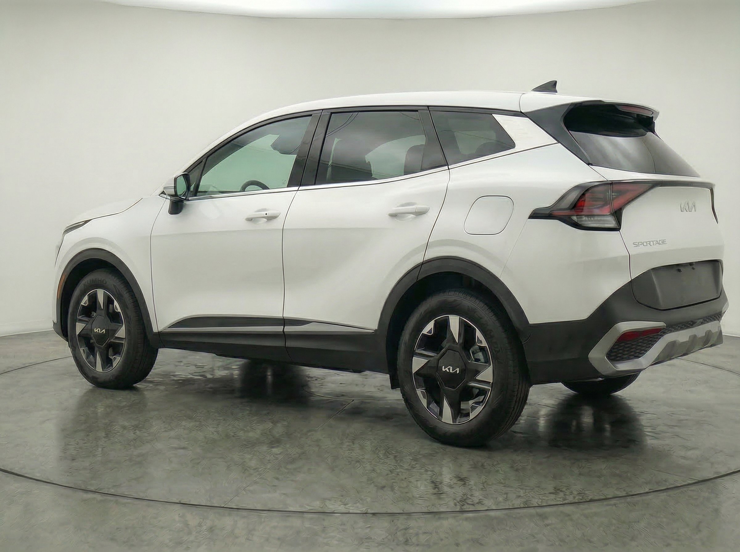 Thumbnail: 2026 Kia Sportage - 6