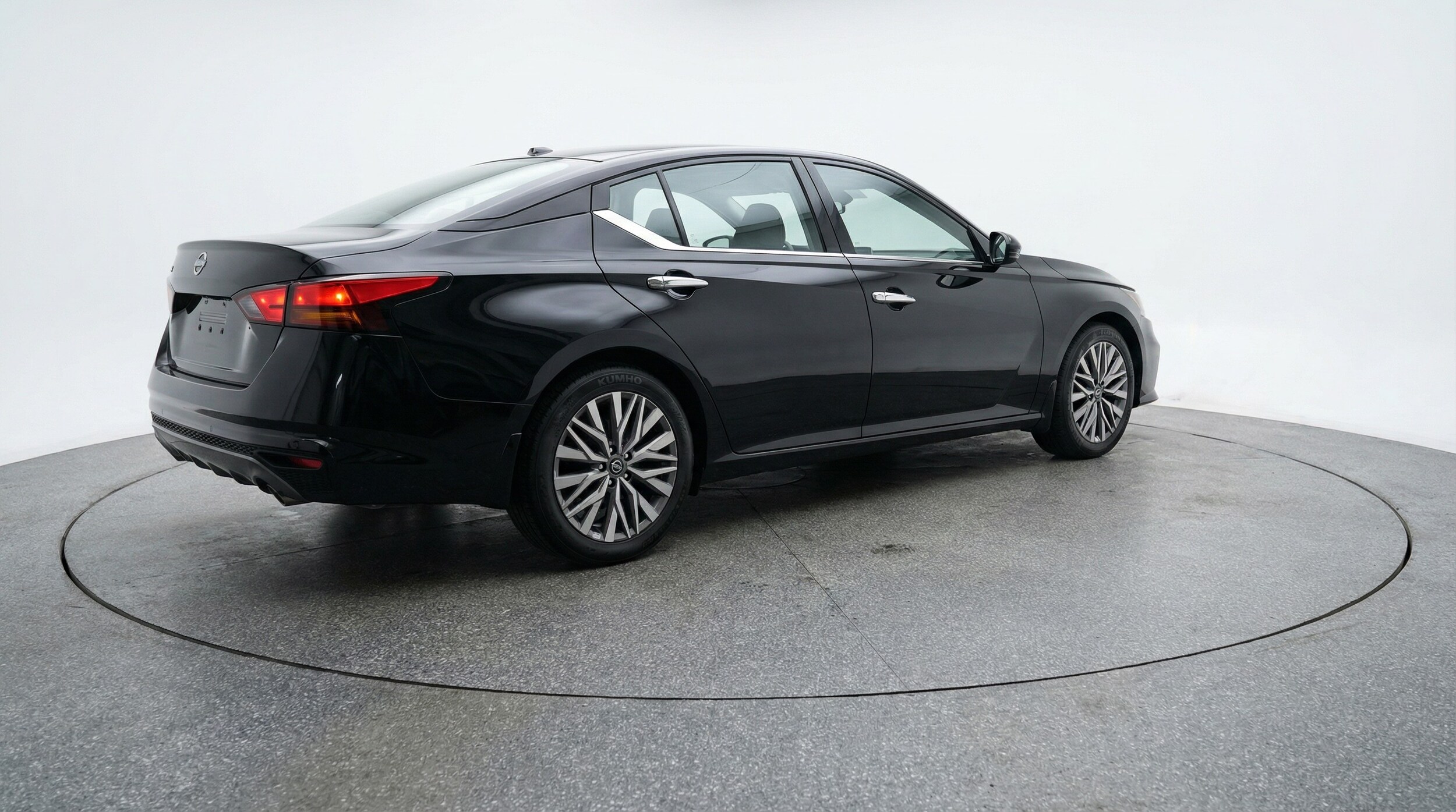 Thumbnail: 2025 Nissan Altima - 7