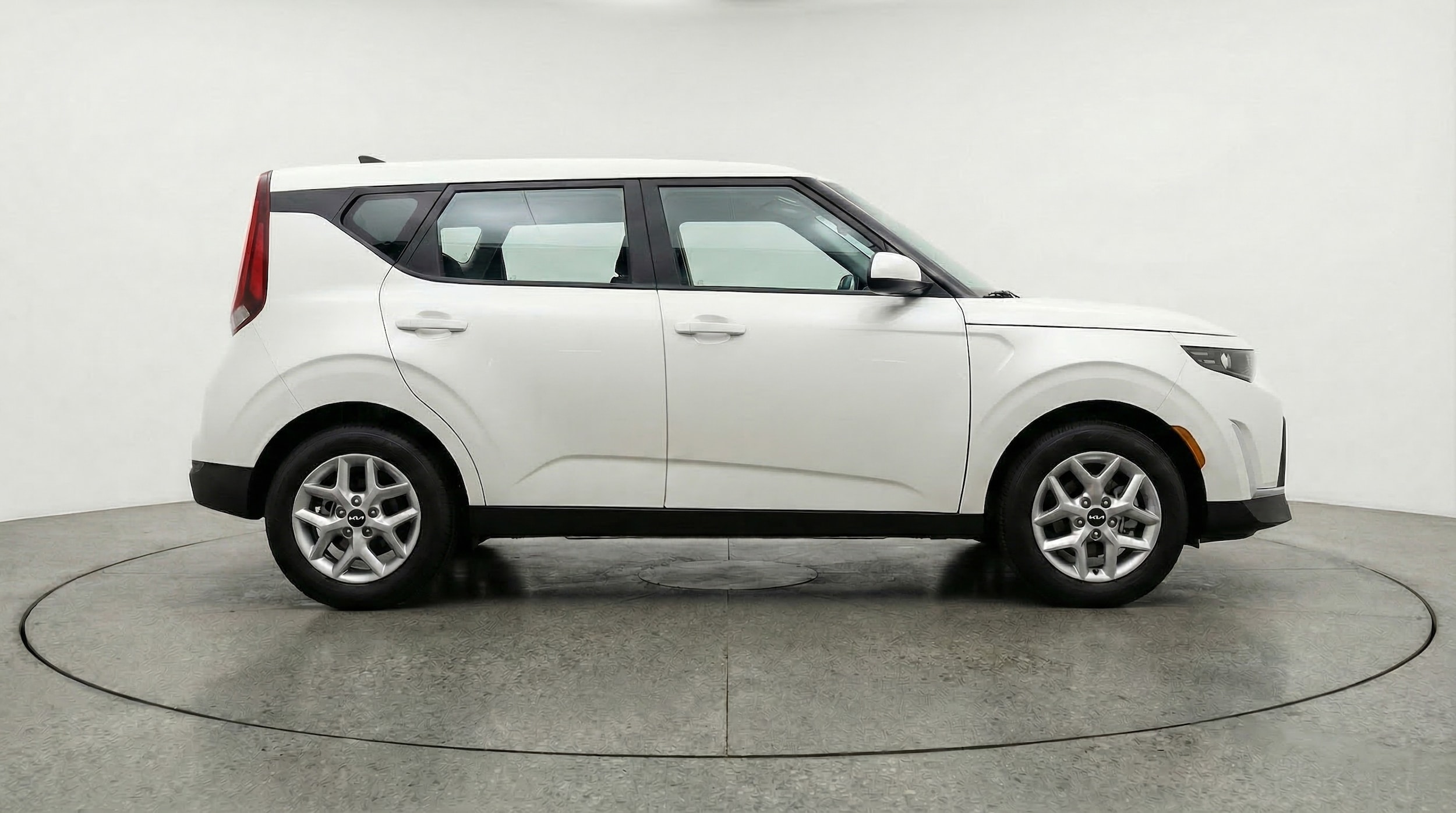 Thumbnail: 2025 Kia Soul - 8