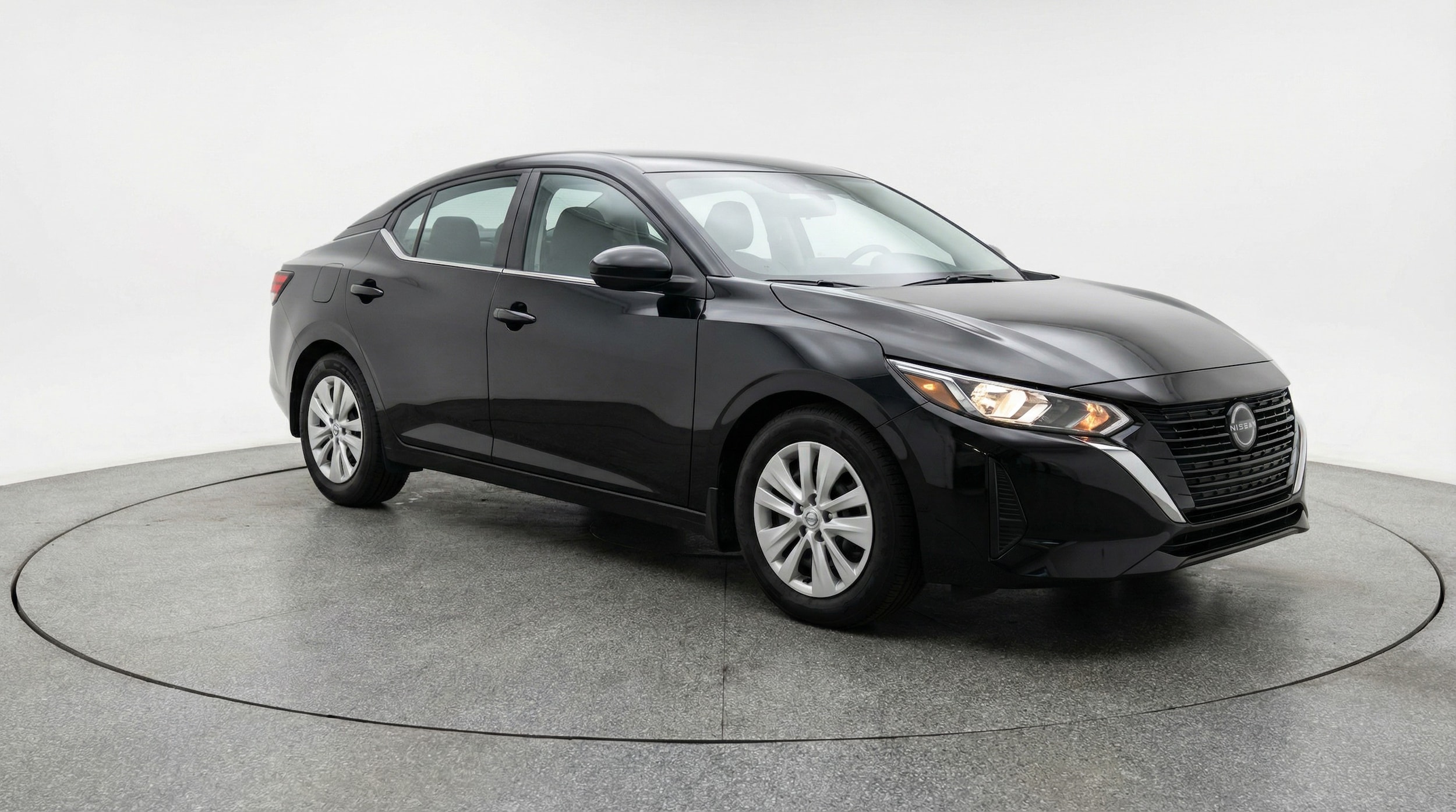 Thumbnail: 2025 Nissan Sentra - 1