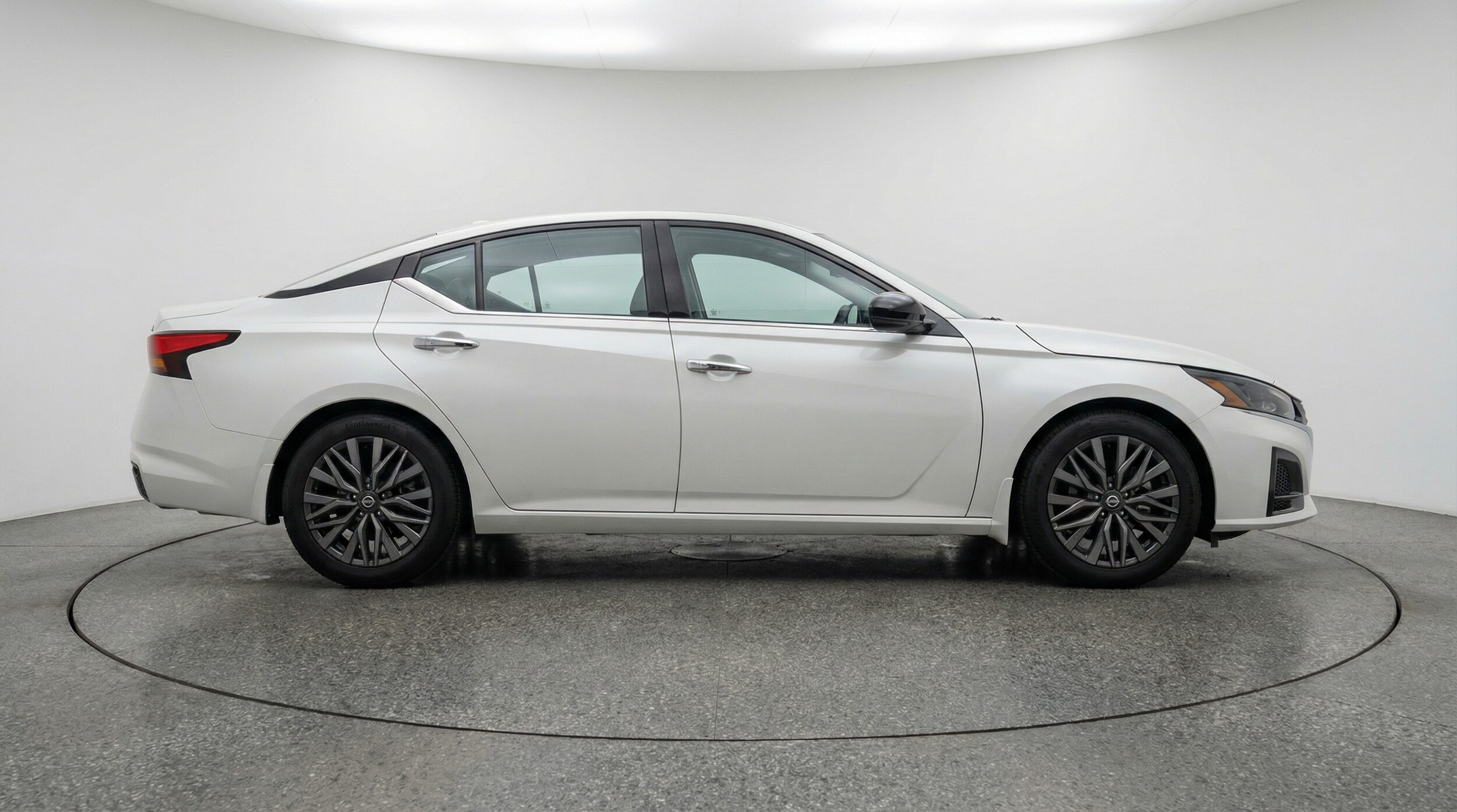 Thumbnail: 2025 Nissan Altima - 8