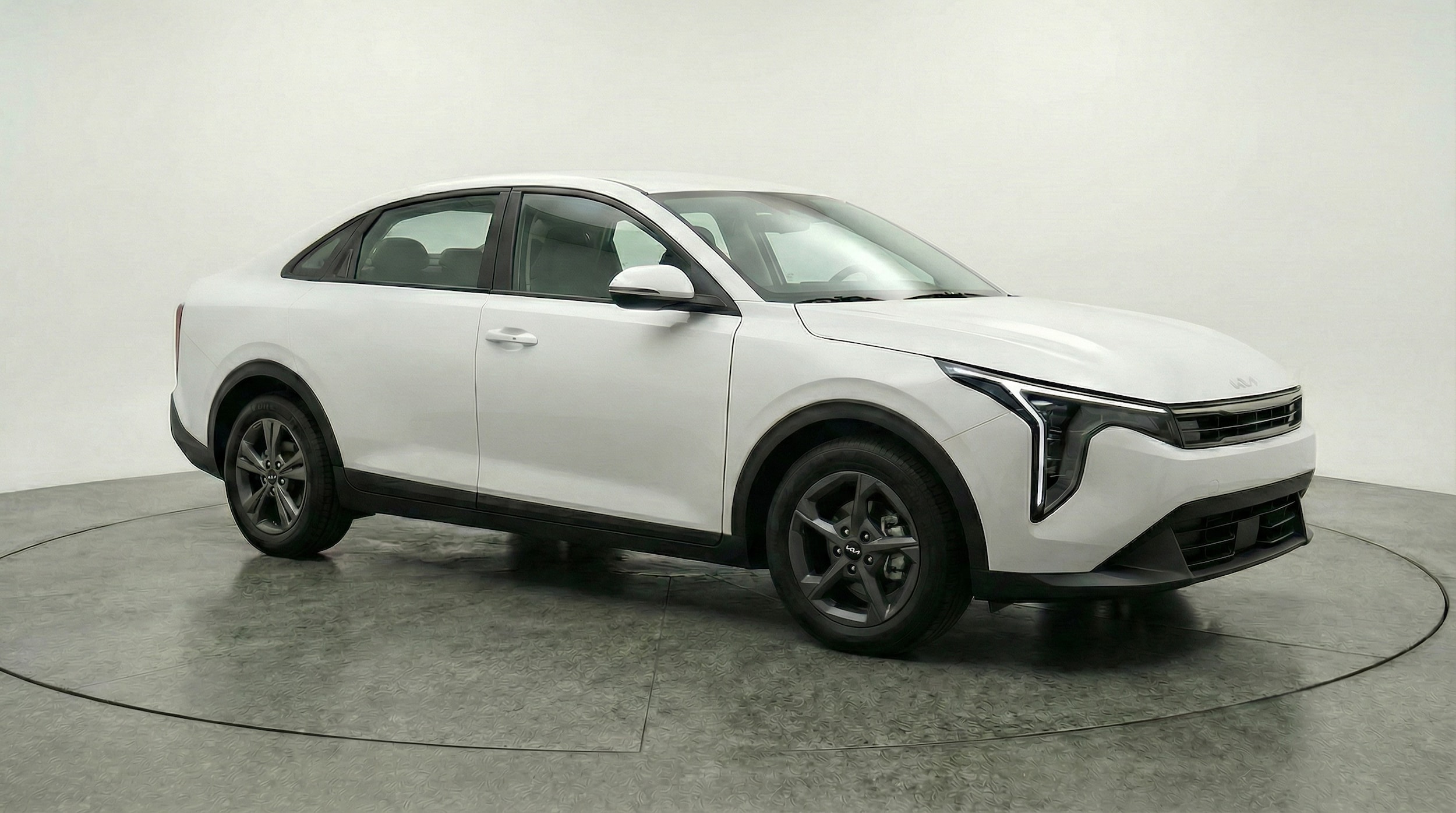 Thumbnail: 2025 Kia K4 - 1