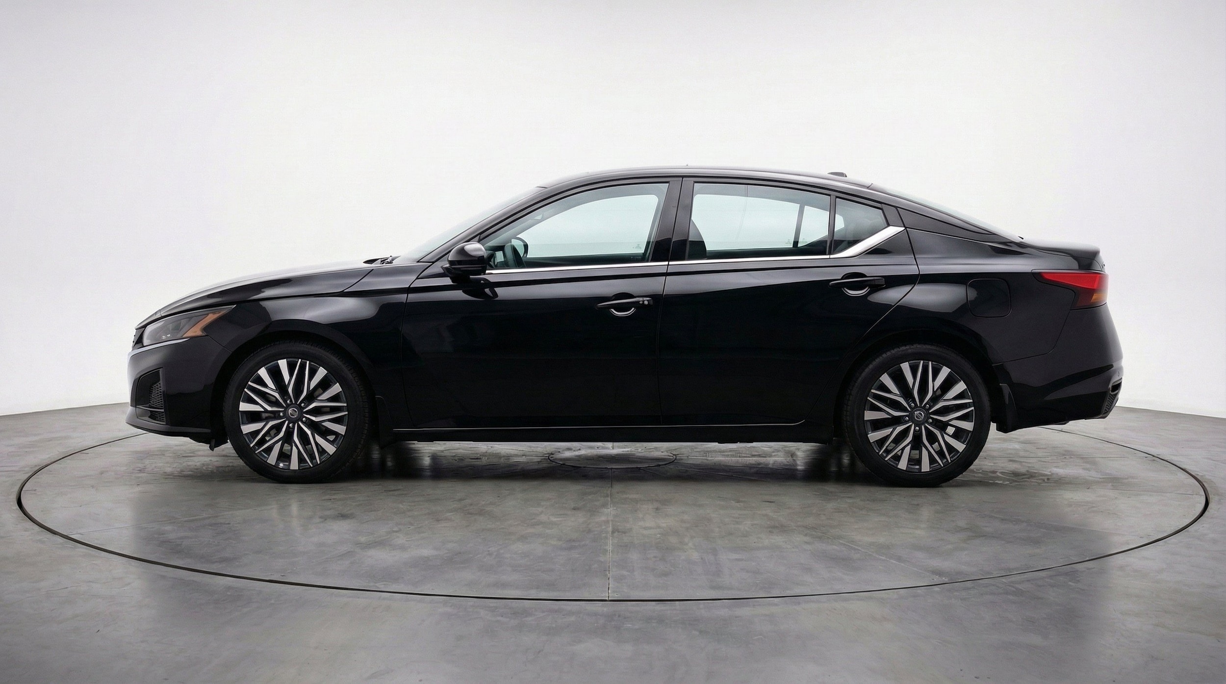 Thumbnail: 2026 Nissan Altima - 5