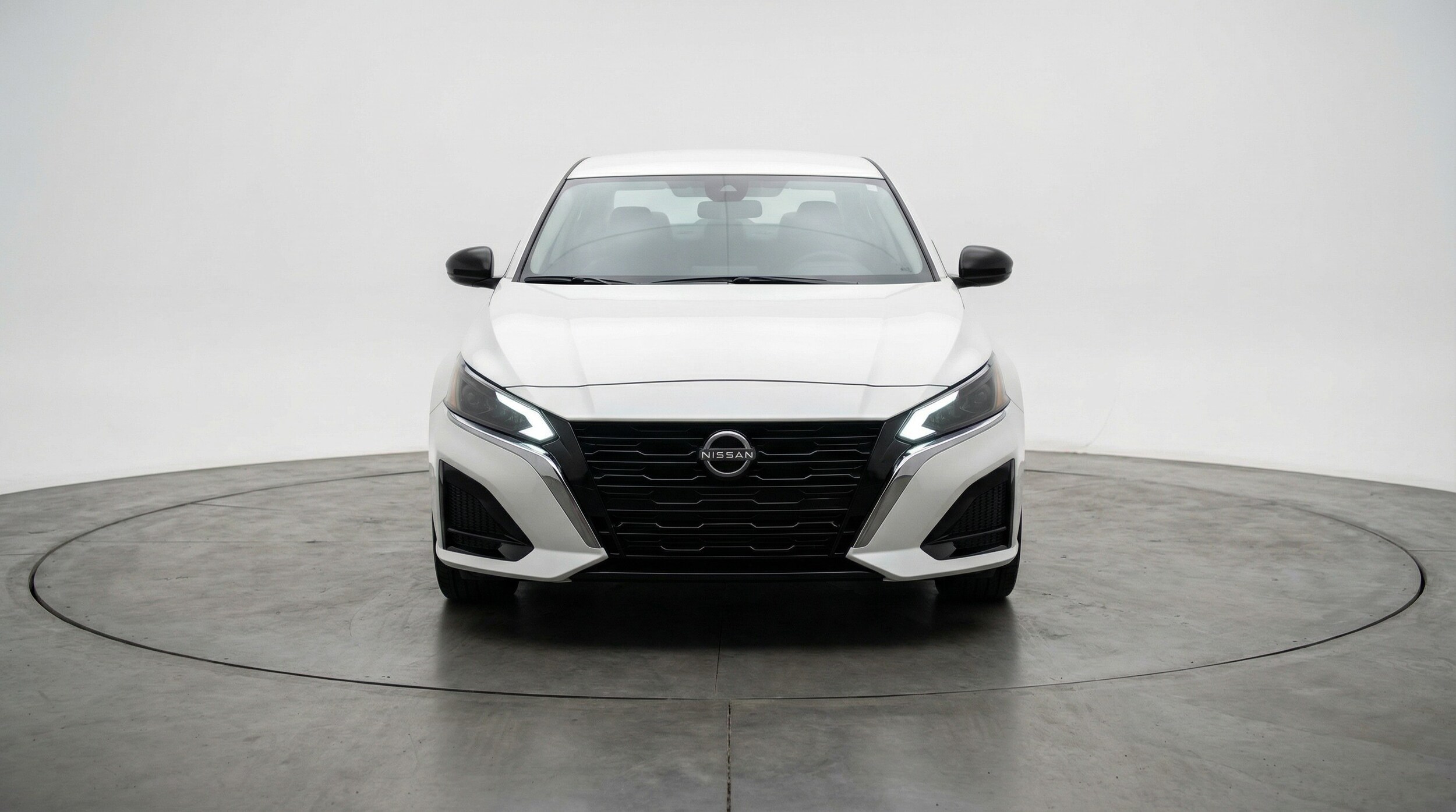 Thumbnail: 2025 Nissan Altima - 2