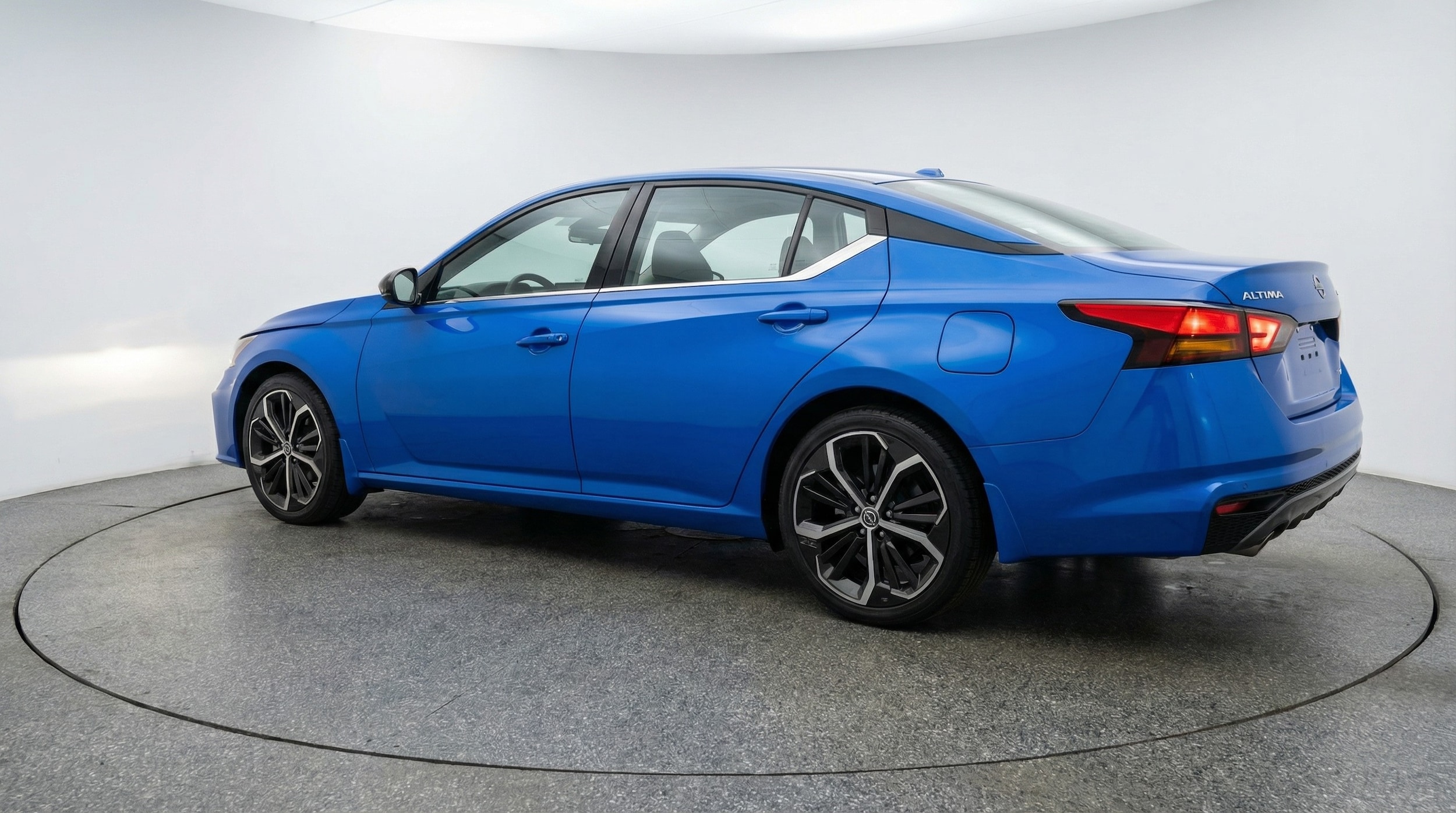 Thumbnail: 2025 Nissan Altima - 5