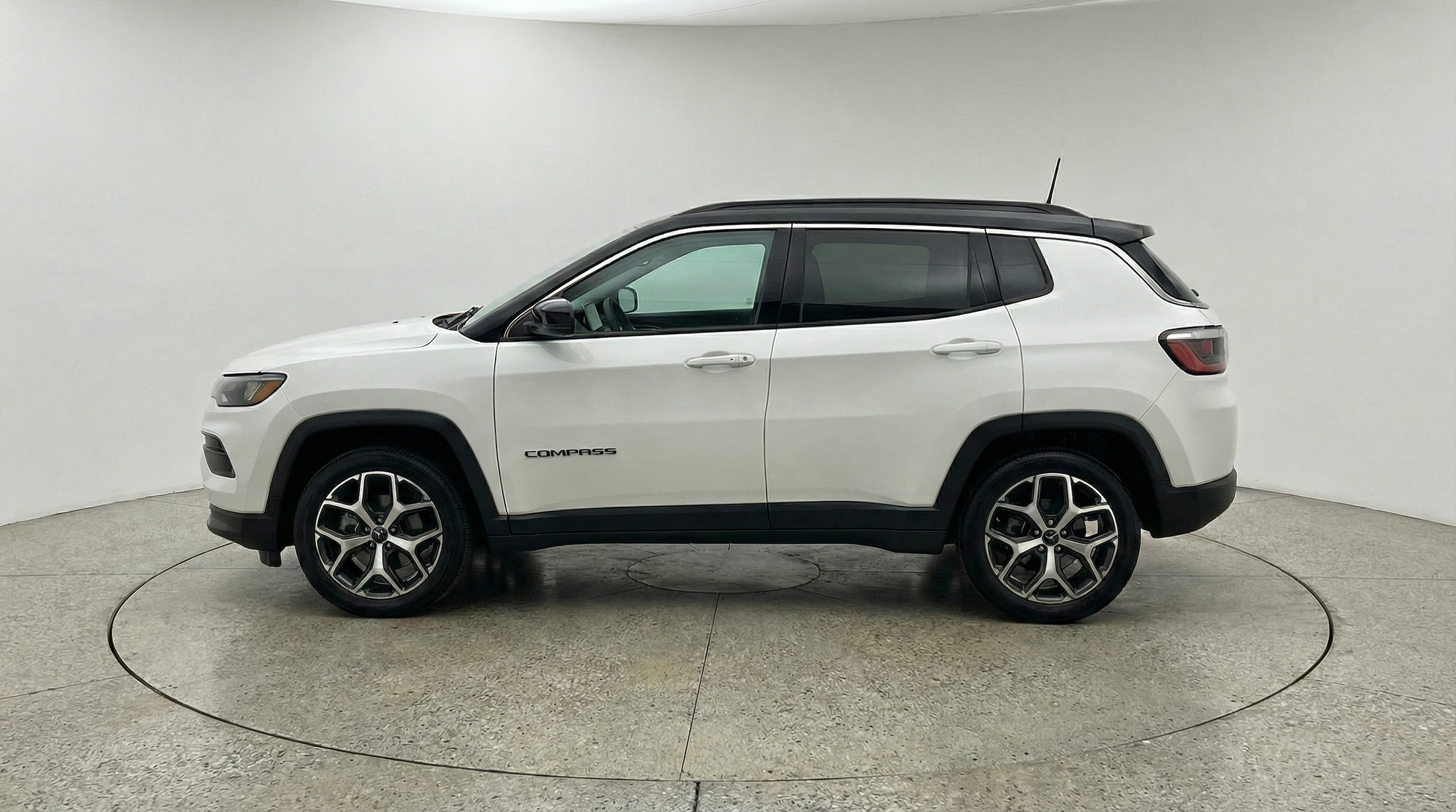 Thumbnail: 2025 Jeep Compass - 4