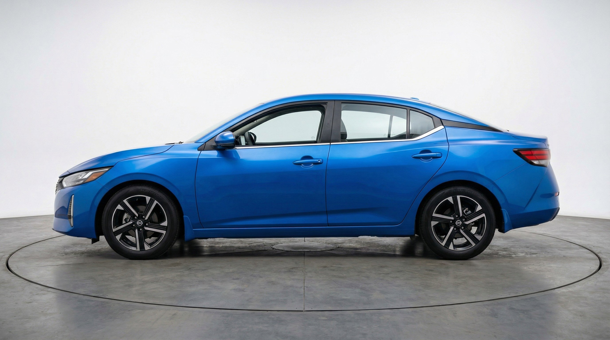 Thumbnail: 2025 Nissan Sentra - 5