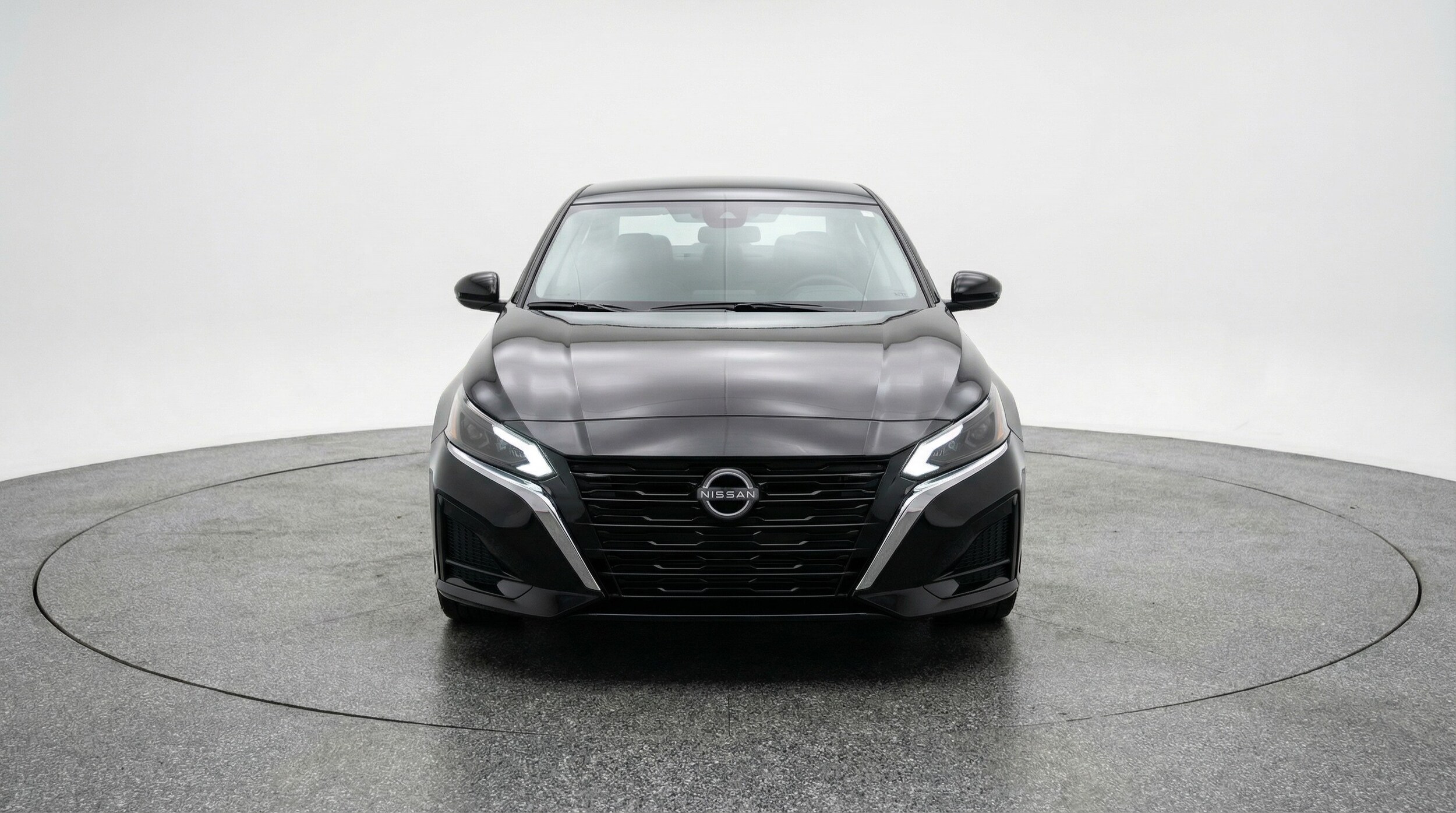 Thumbnail: 2025 Nissan Altima - 2