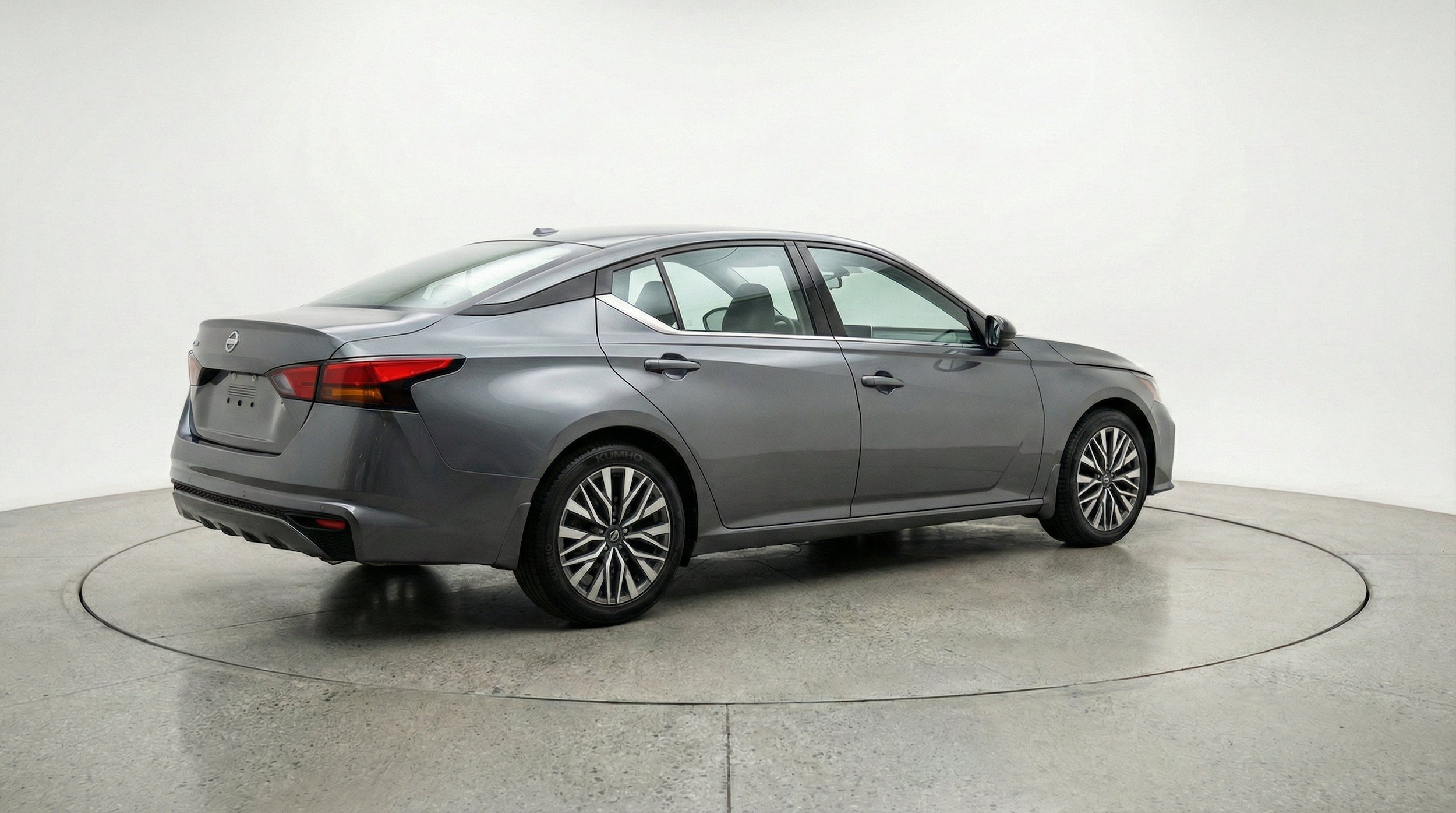 Thumbnail: 2025 Nissan Altima - 9