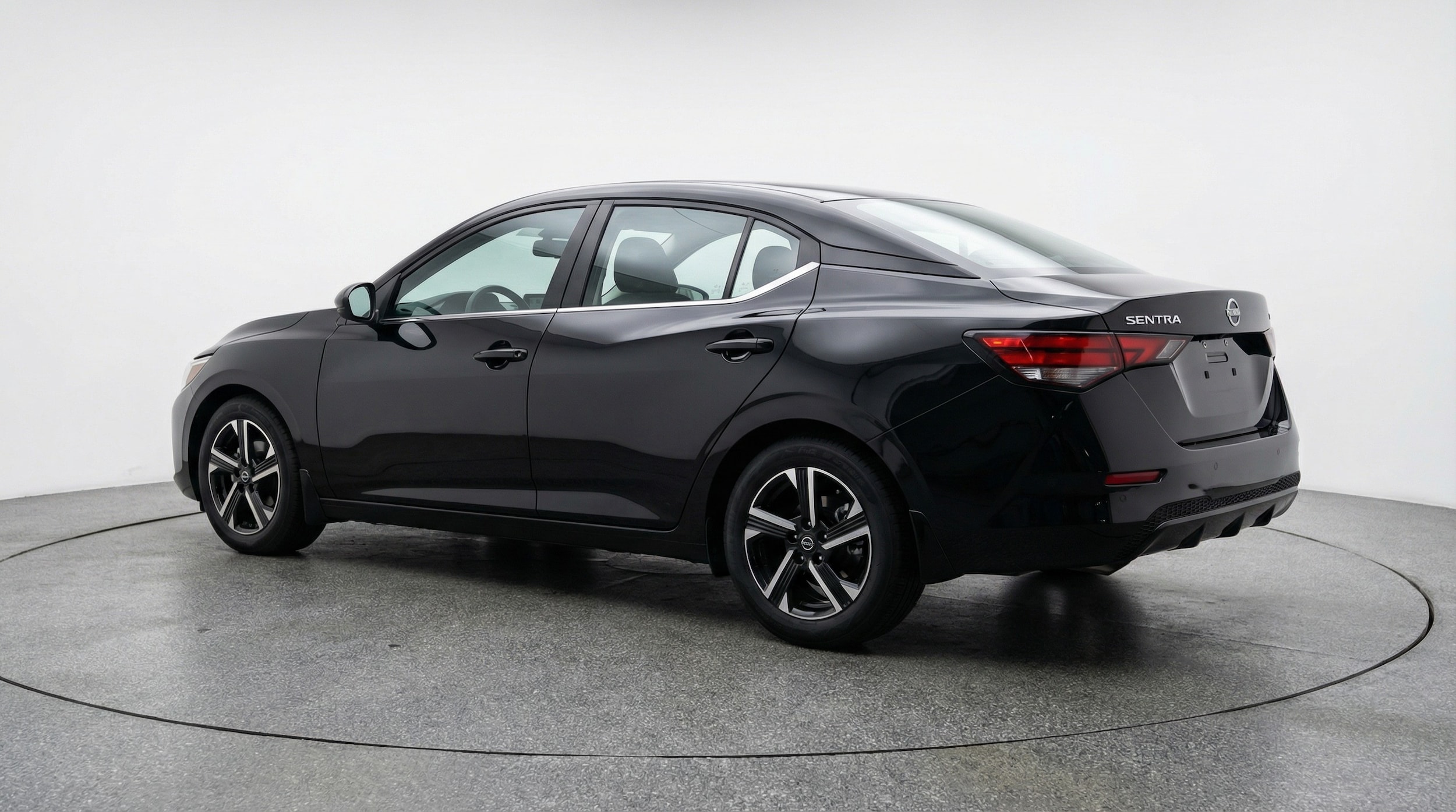 Thumbnail: 2025 Nissan Sentra - 5