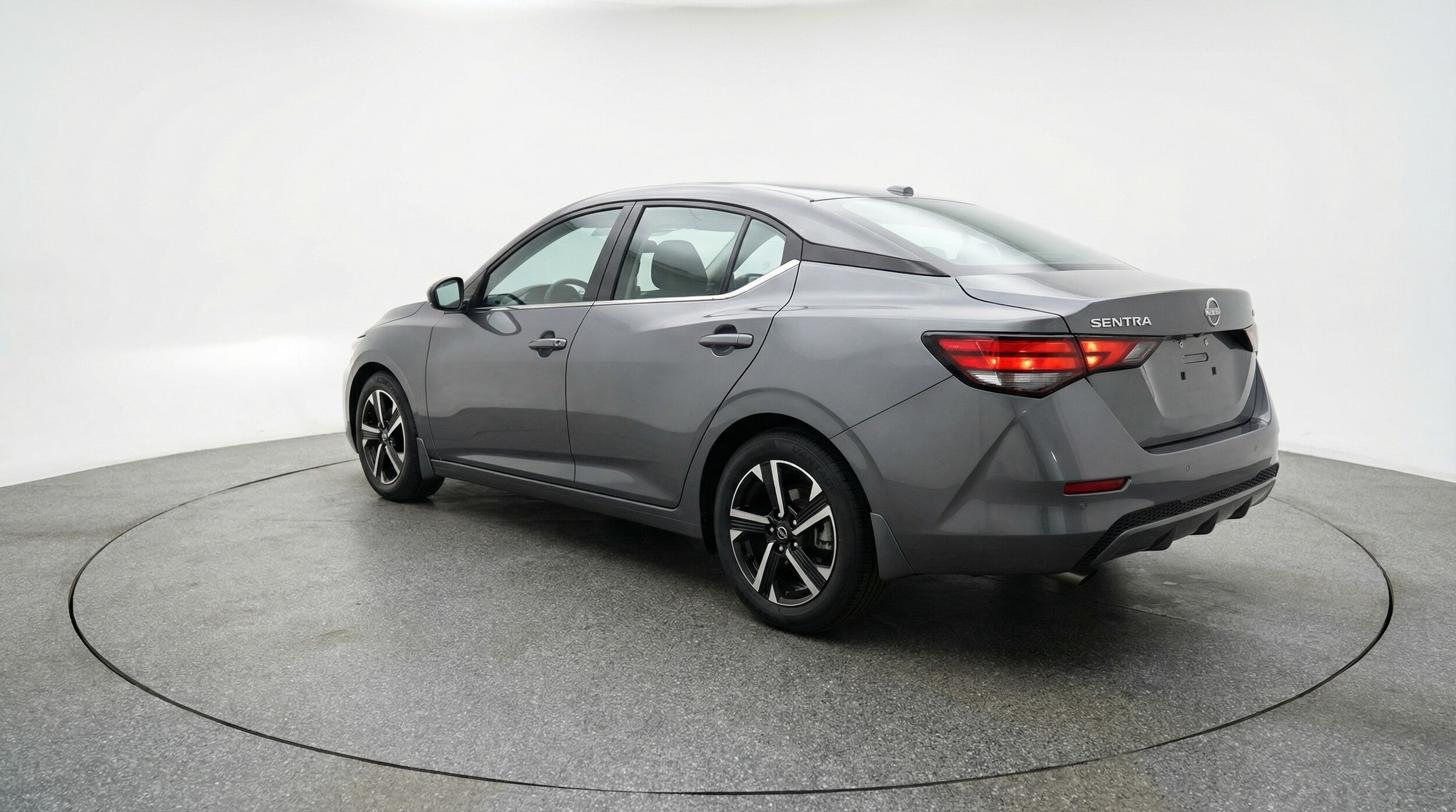 Thumbnail: 2025 Nissan Sentra - 5