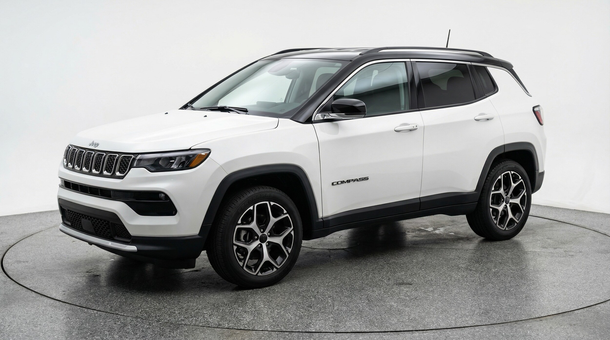 Thumbnail: 2025 Jeep Compass - 3