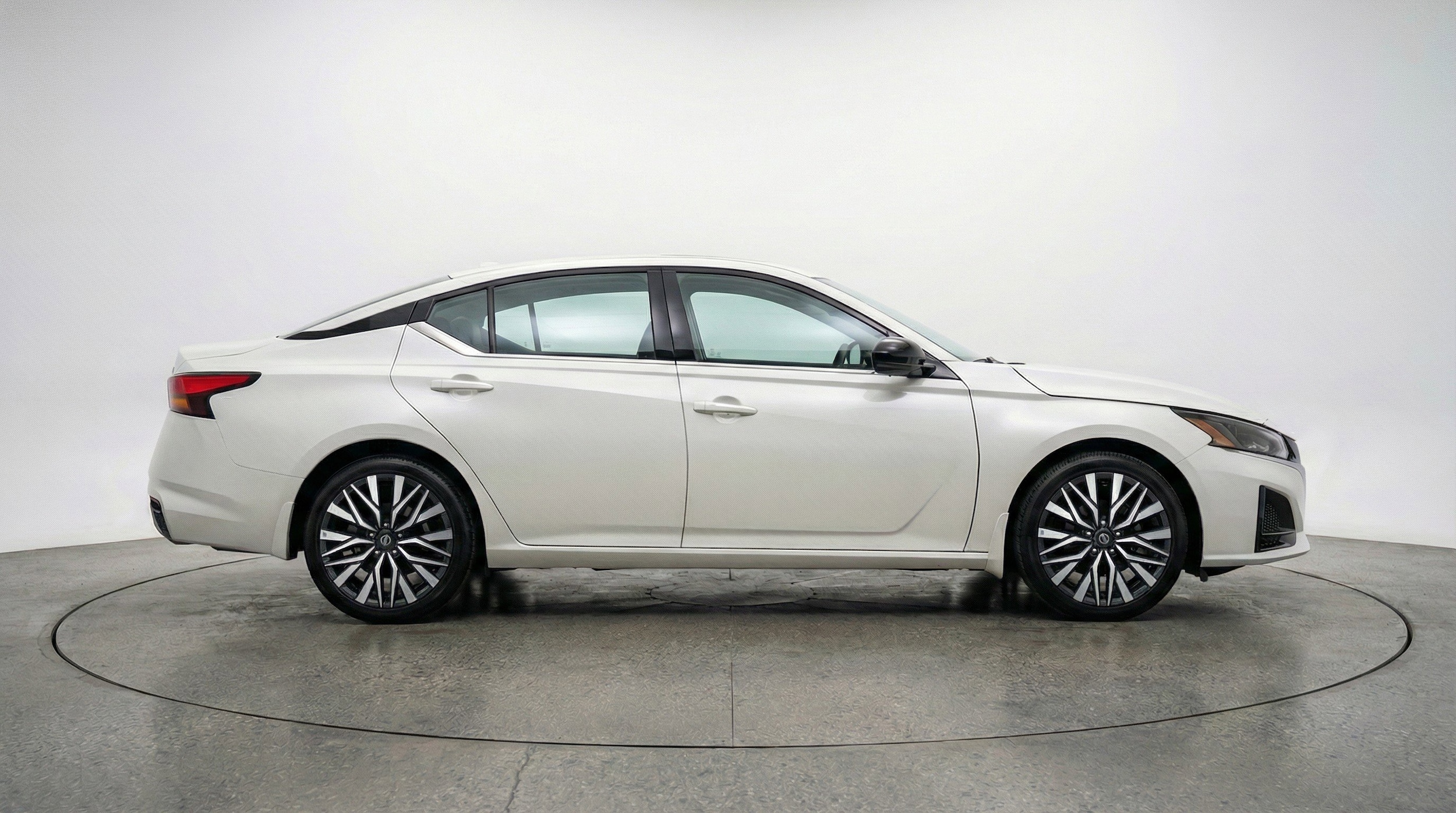 Thumbnail: 2025 Nissan Altima - 11