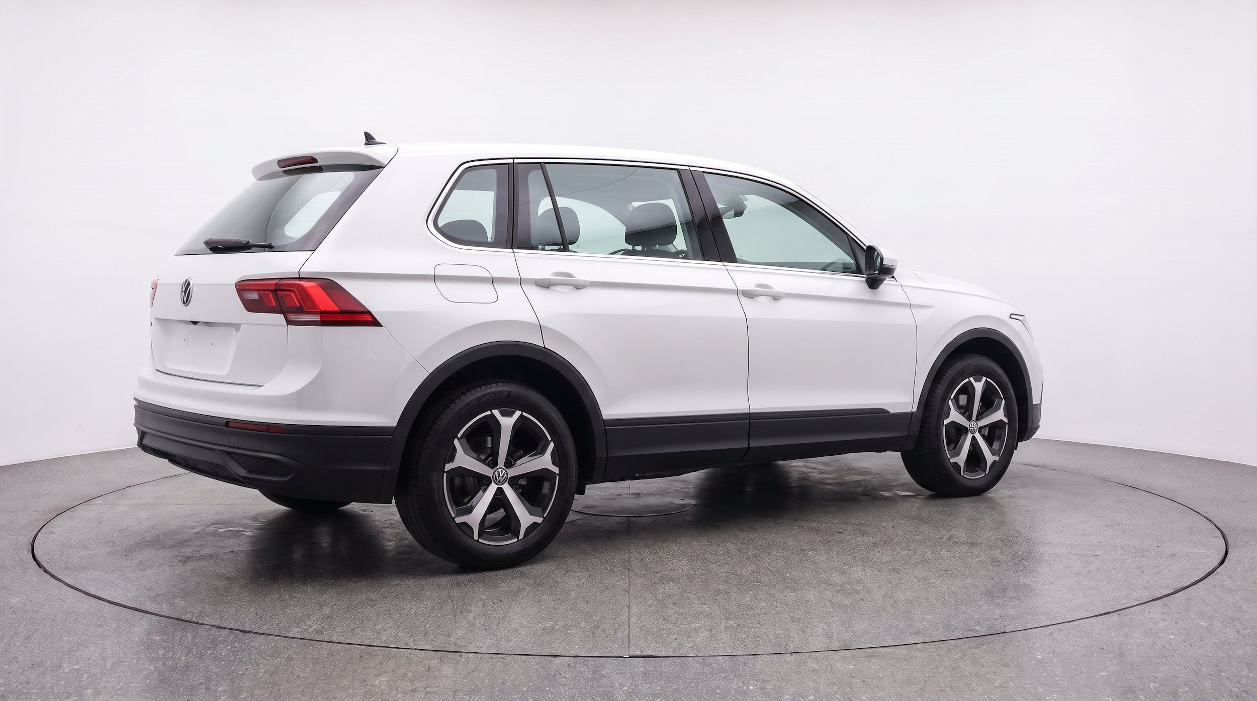 Thumbnail: 2026 Volkswagen Tiguan - 9