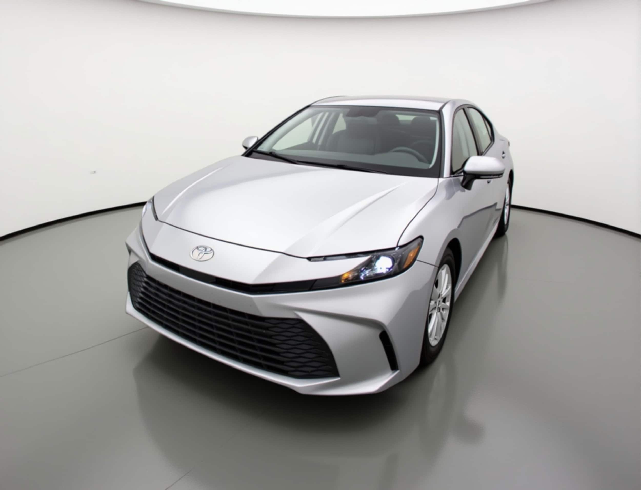 Thumbnail: 2025 Toyota Camry - 3