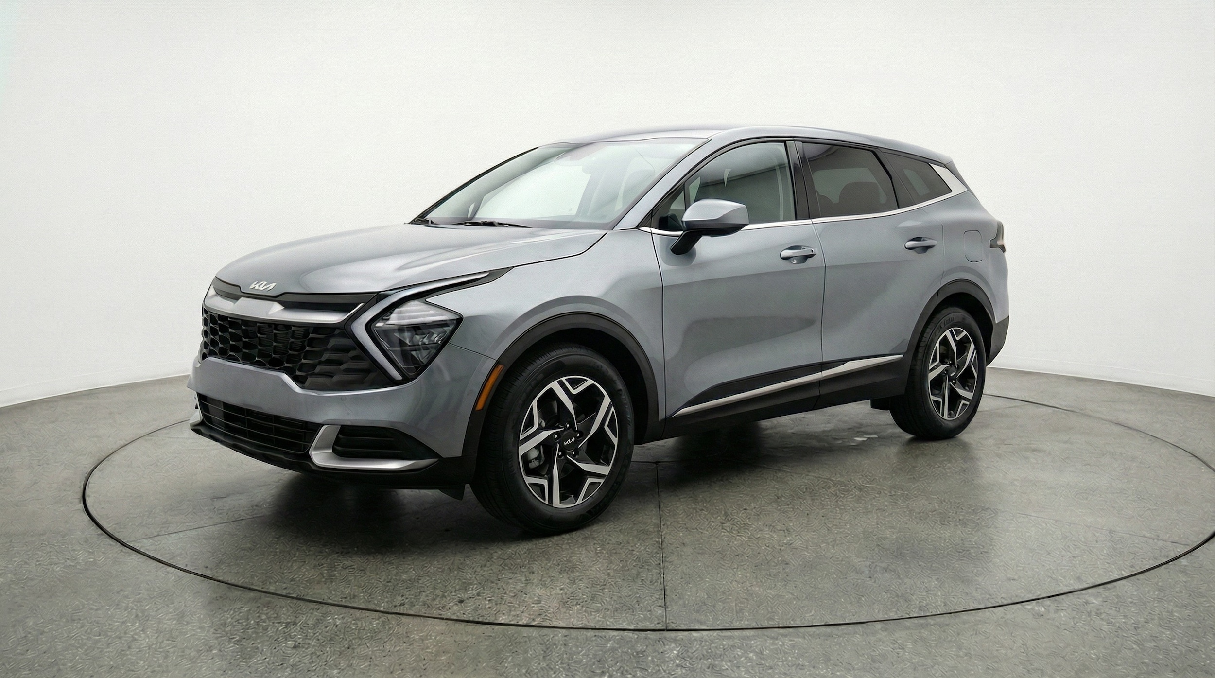 Thumbnail: 2025 Kia Sportage - 3