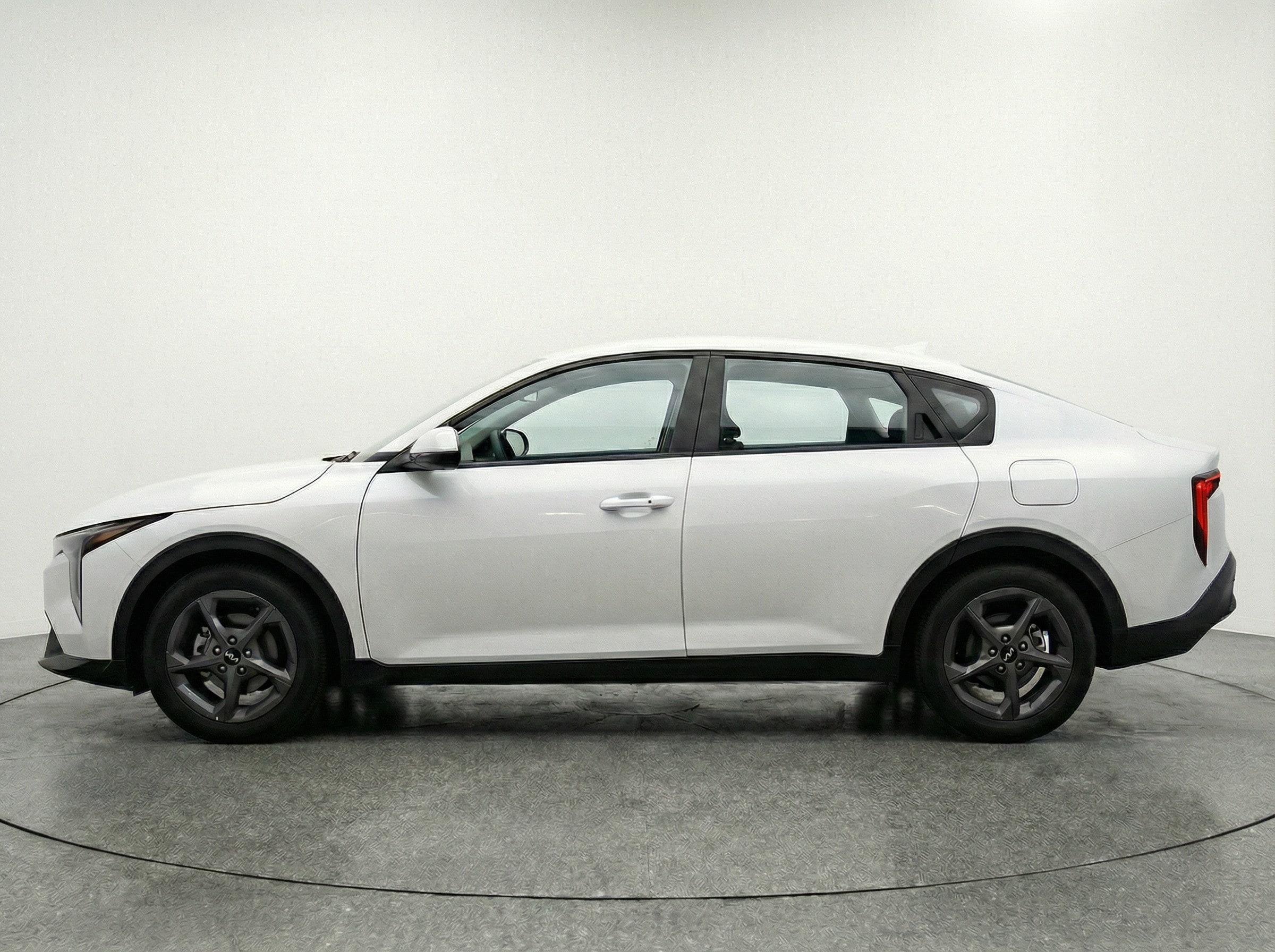 Thumbnail: 2025 Kia K4 - 4