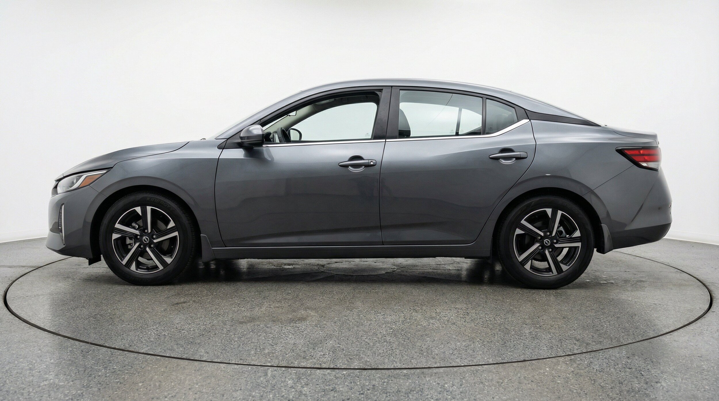 Thumbnail: 2025 Nissan Sentra - 5