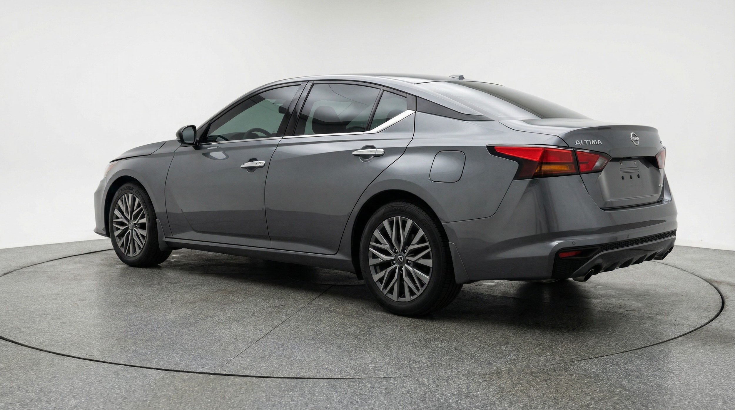 Thumbnail: 2025 Nissan Altima - 5