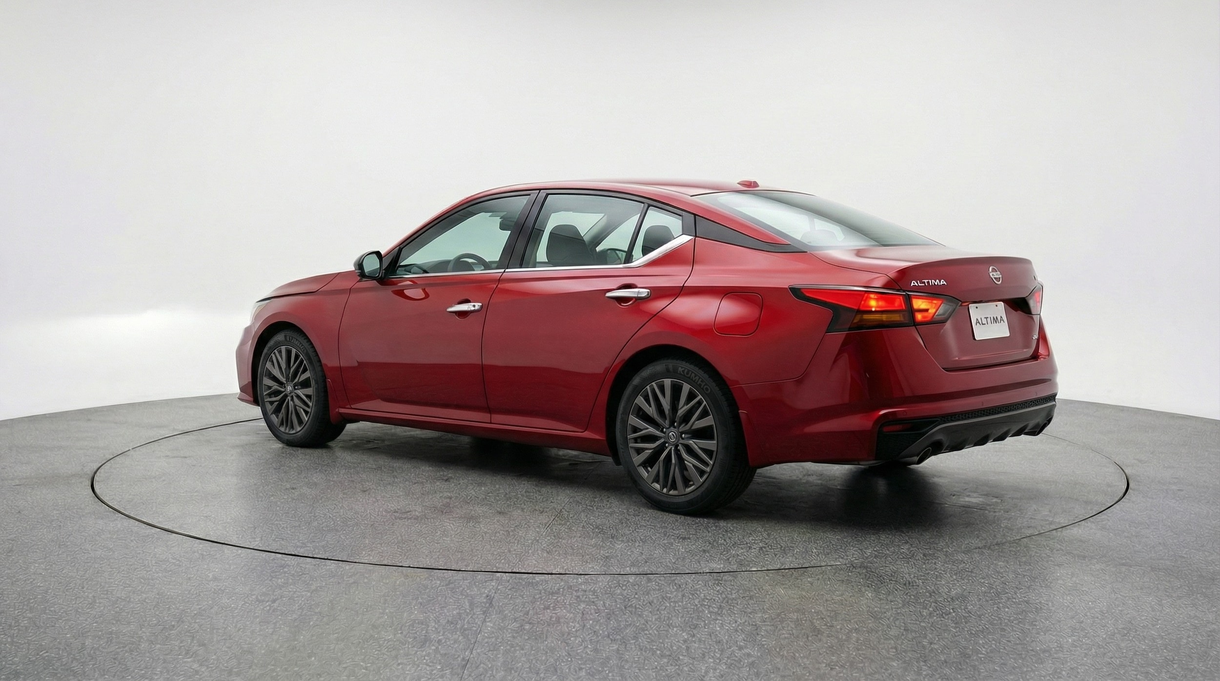 Thumbnail: 2025 Nissan Altima - 5