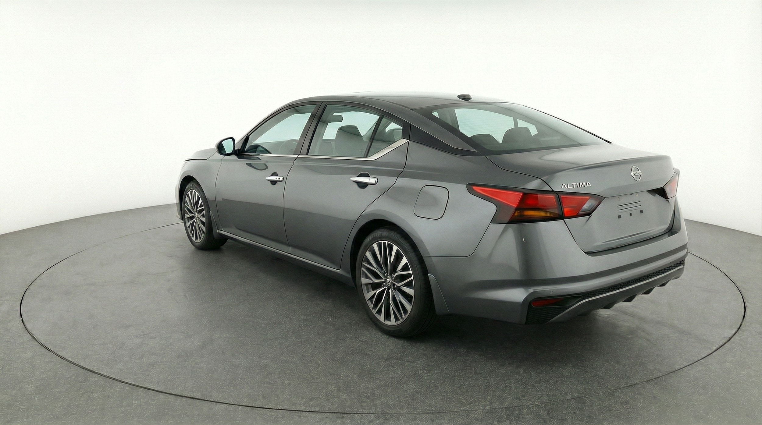 Thumbnail: 2025 Nissan Altima - 5