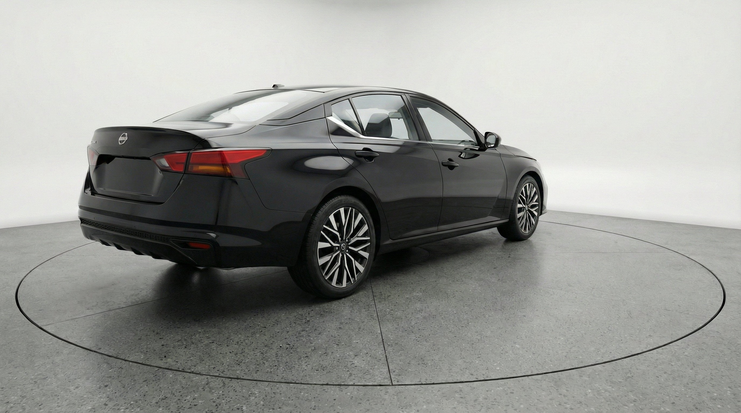 Thumbnail: 2025 Nissan Altima - 9