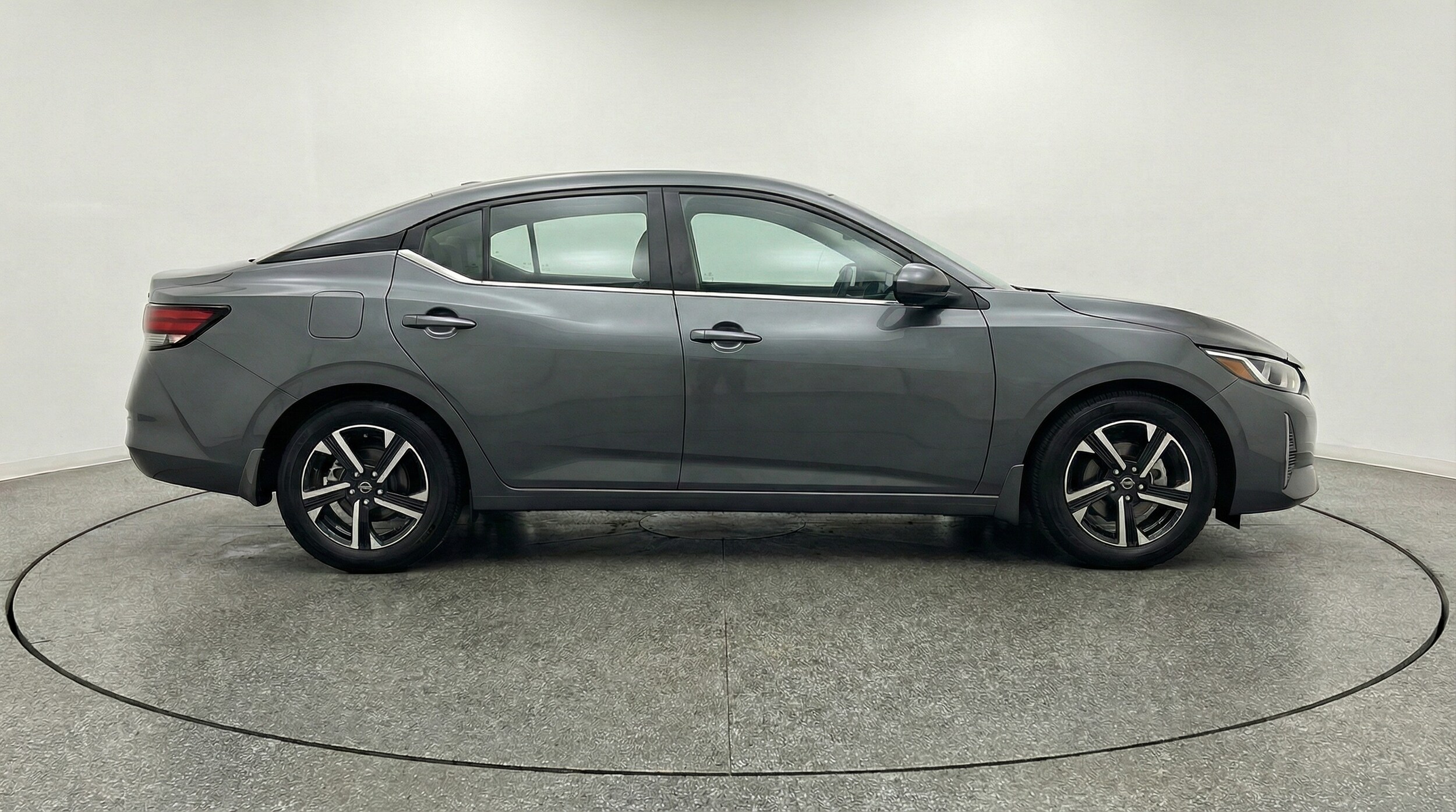 Thumbnail: 2025 Nissan Sentra - 8