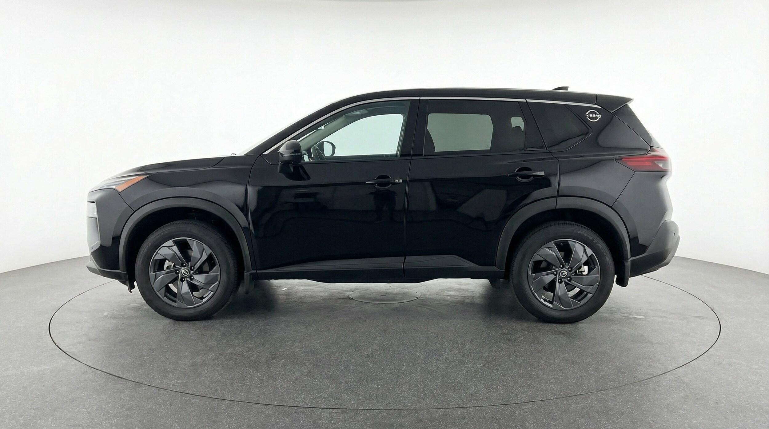 Thumbnail: 2025 Nissan Rogue - 4