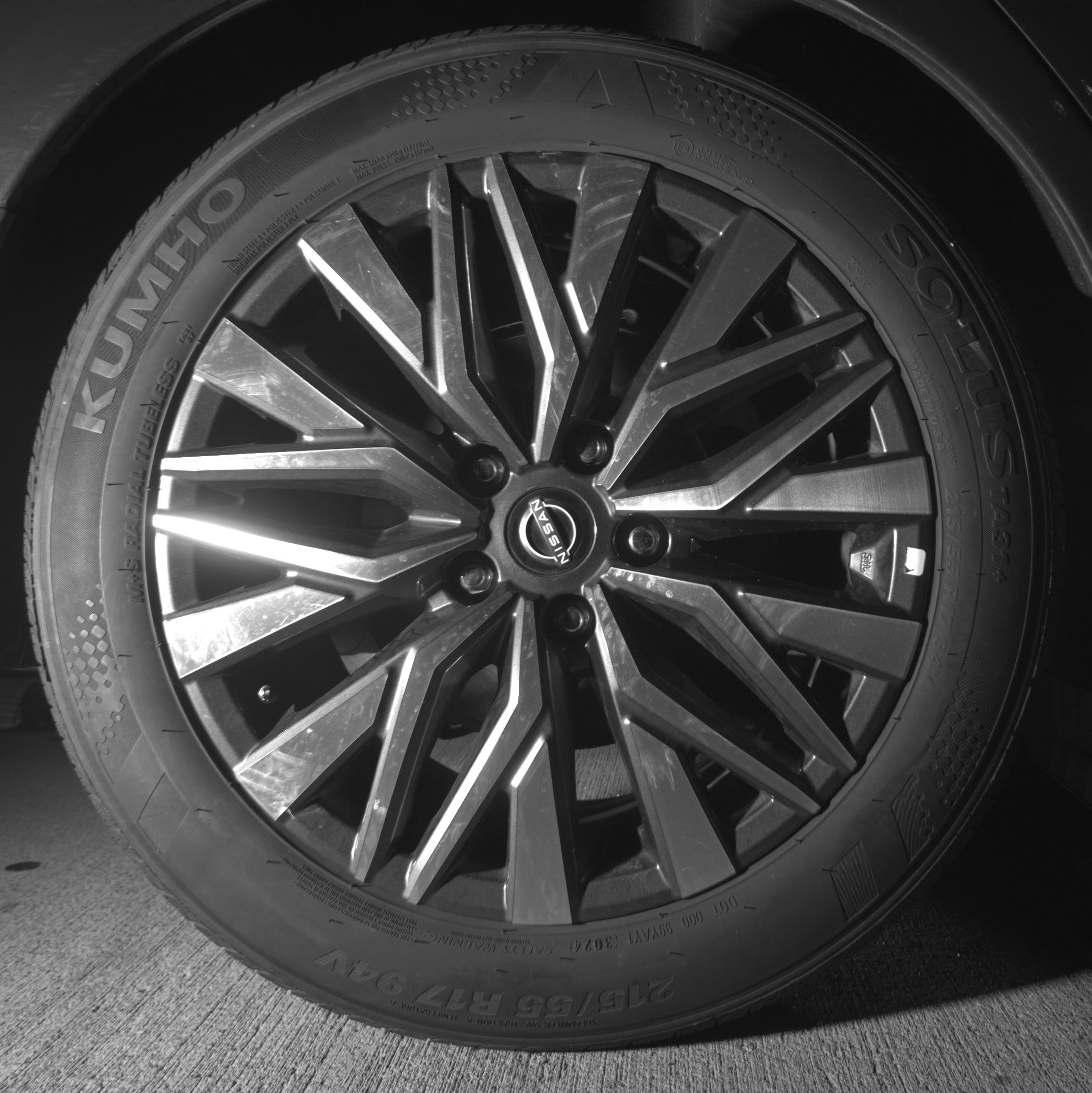 Thumbnail: 2025 Nissan Altima - 12