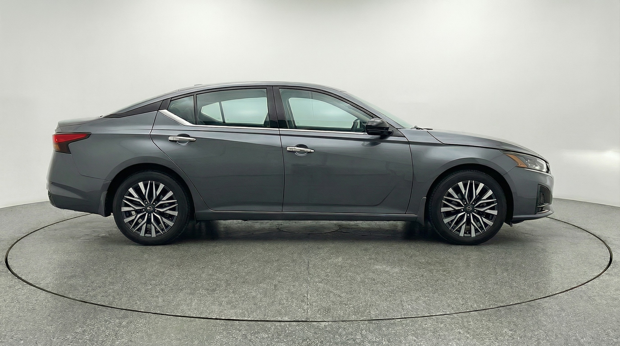 Thumbnail: 2025 Nissan Altima - 8