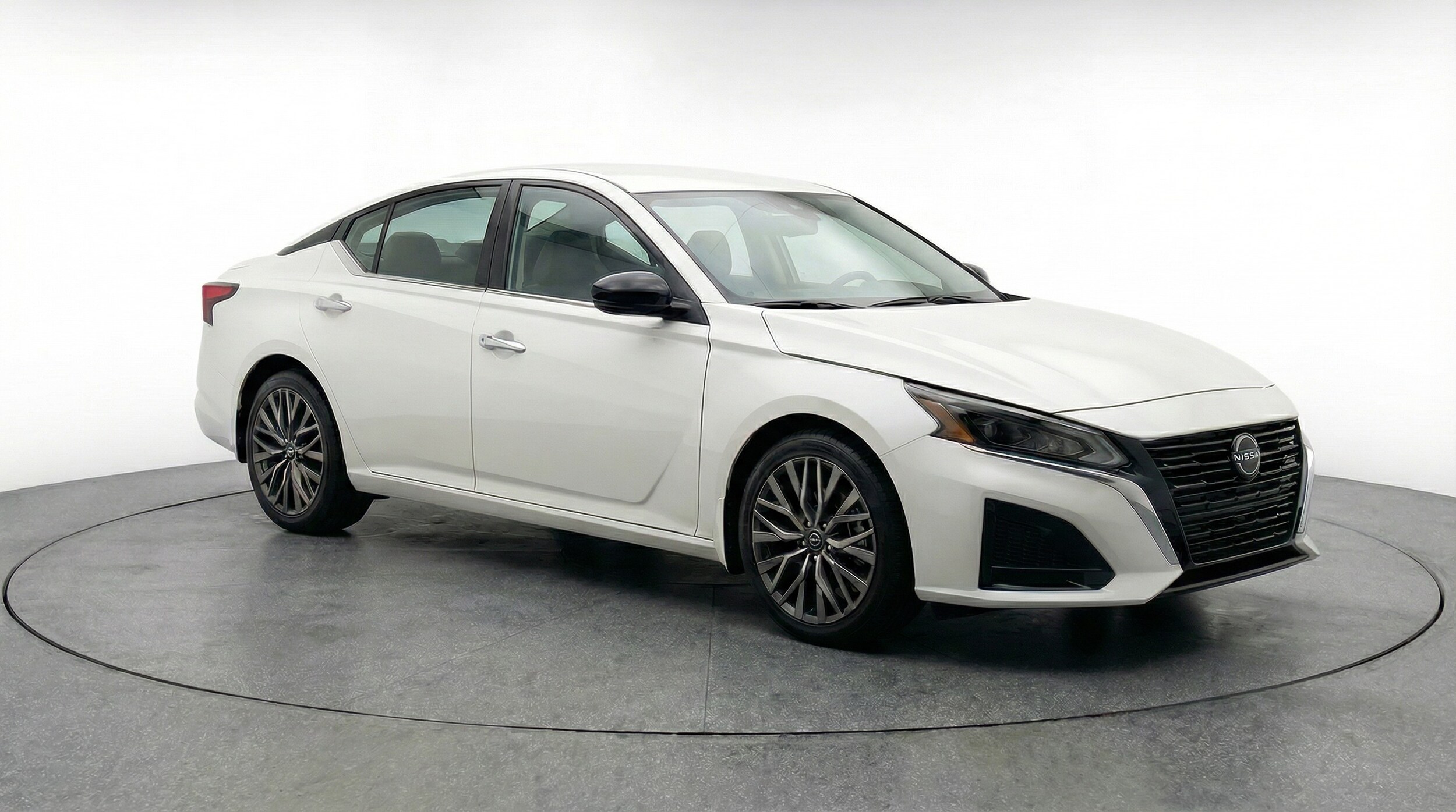 Thumbnail: 2025 Nissan Altima - 1