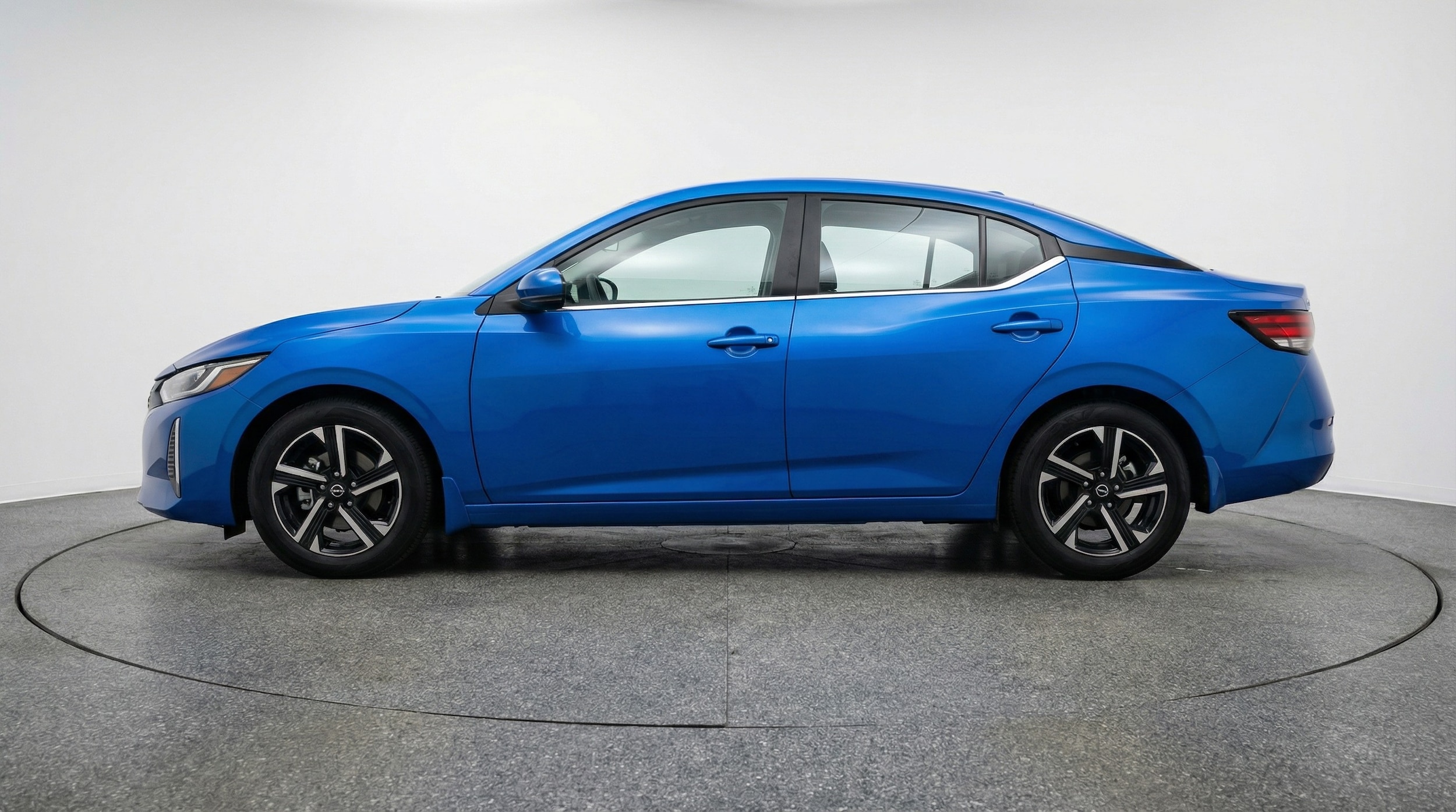 Thumbnail: 2025 Nissan Sentra - 4