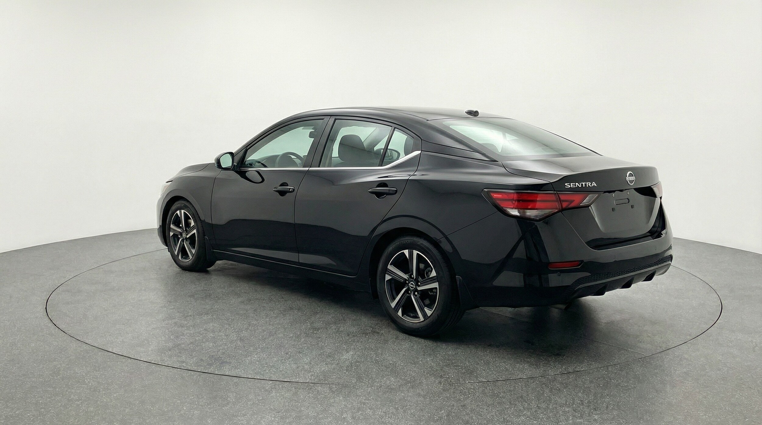 Thumbnail: 2025 Nissan Sentra - 5