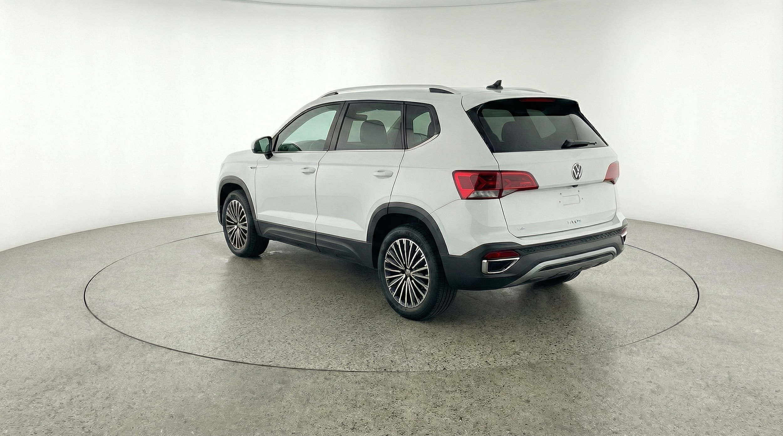 Thumbnail: 2025 Volkswagen Taos - 5